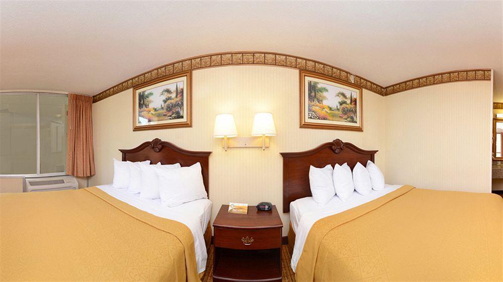 Stayapt Suites Alexandria-Fort Belvoir Екстер'єр фото
